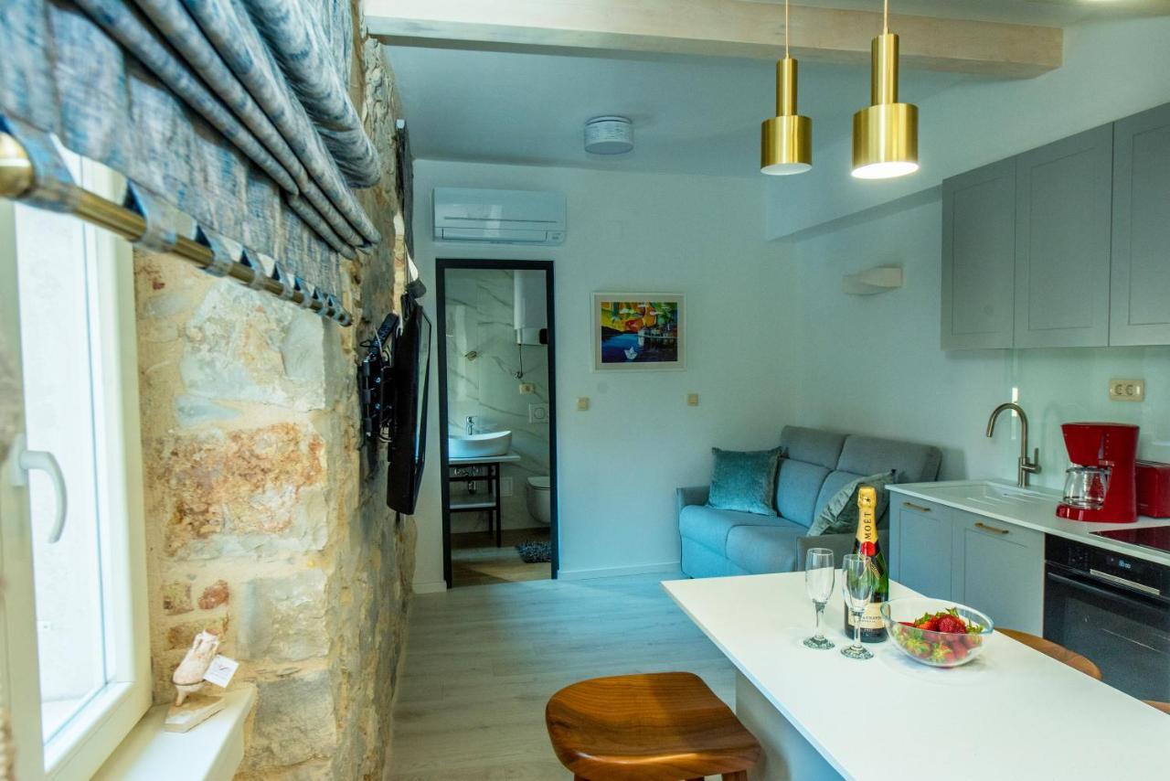 Heritage Villa Vitturi Sea View Kaštela 外观 照片