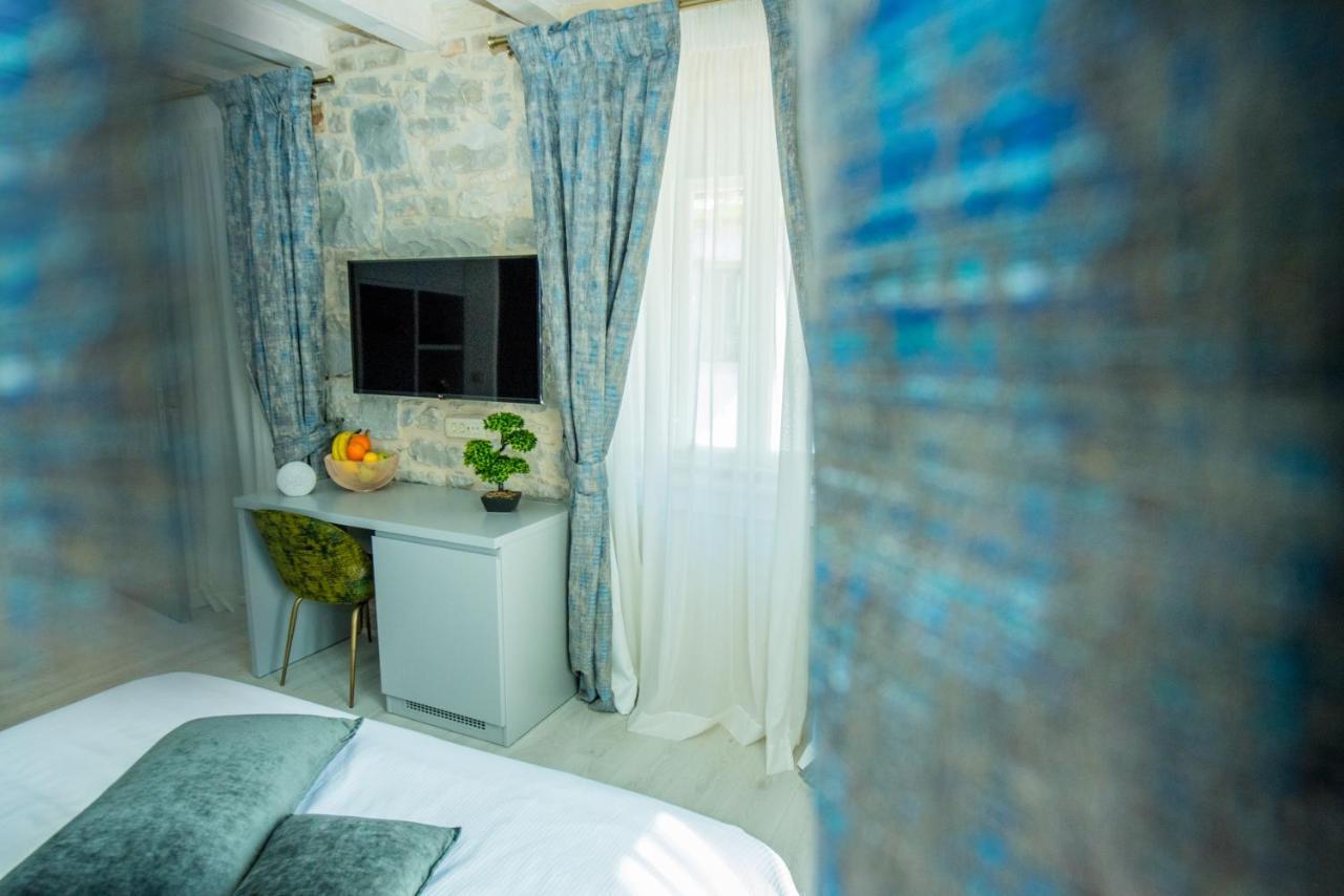 Heritage Villa Vitturi Sea View Kaštela 外观 照片