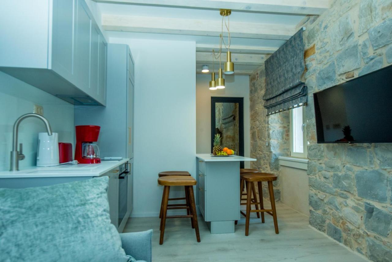 Heritage Villa Vitturi Sea View Kaštela 外观 照片