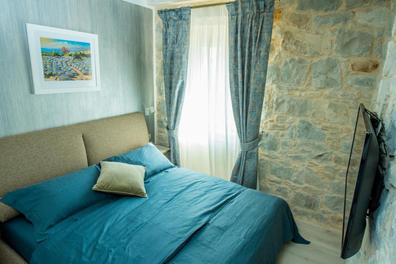 Heritage Villa Vitturi Sea View Kaštela 外观 照片