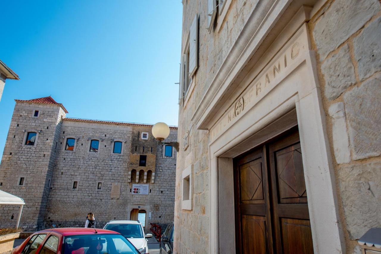 Heritage Villa Vitturi Sea View Kaštela 外观 照片